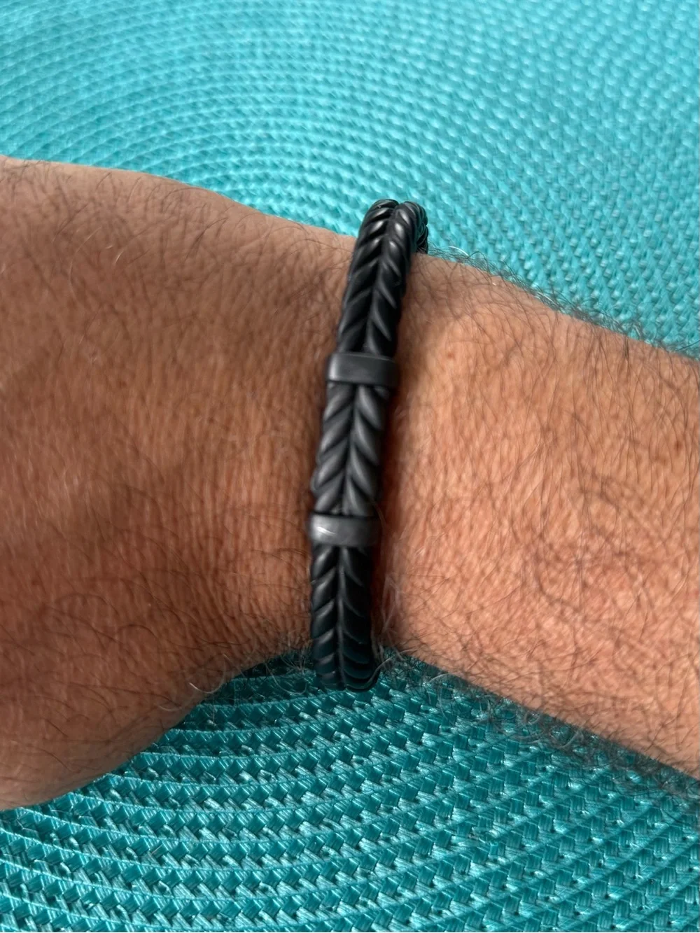 David Yurman   CHEVRON BRACELET Black Rubber with Black Titanium, 9mm